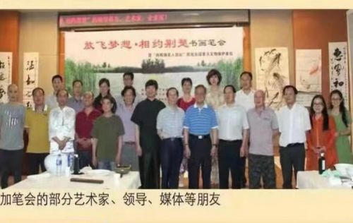 以文化情懷為燈，照青年藝術(shù)之路——專(zhuān)訪向陽(yáng)湖文化藝術(shù)研究院院長(zhǎng)寒冰宇琦